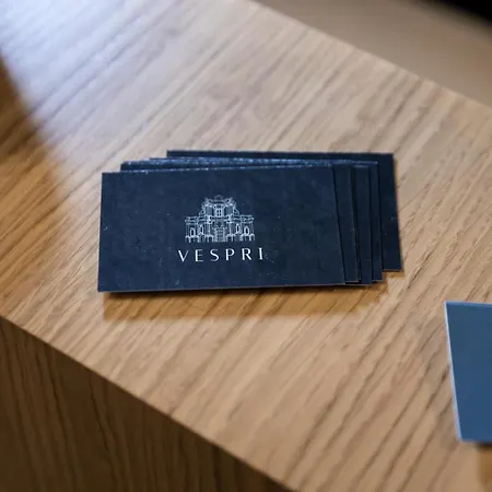 Vespri Luxury & 4*