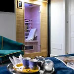 Vespri Luxury & 4*