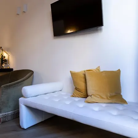 Гостевой дом Vespri Luxury & 4*