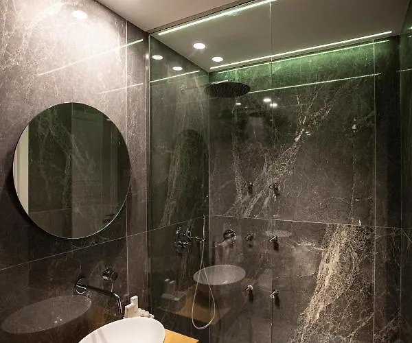 Vespri Luxury &