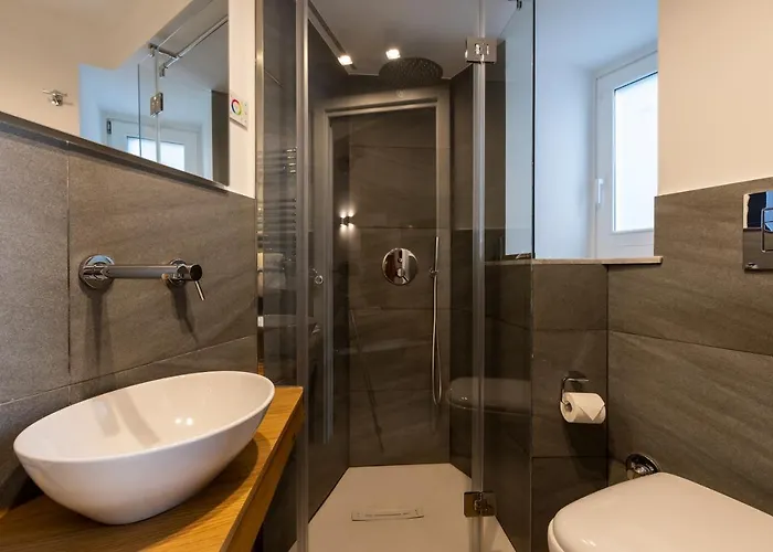 Vespri Luxury & Palermo